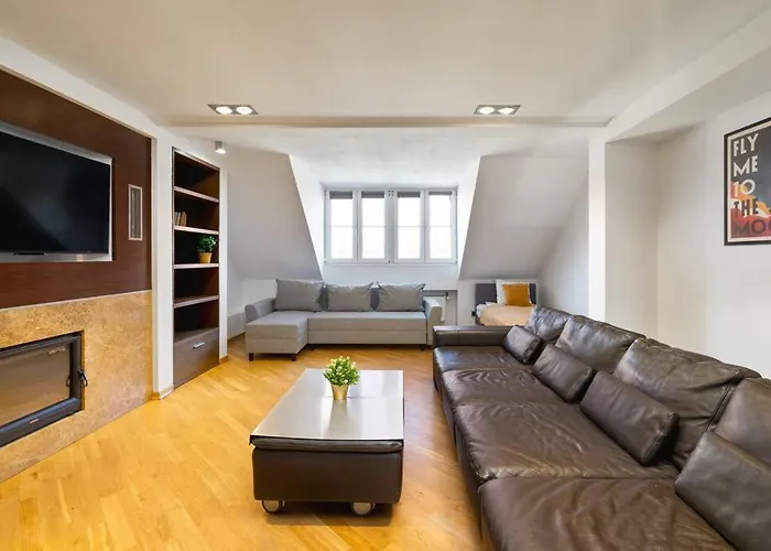 Comfortable - City Center - - Piwna * Varšava