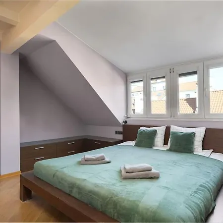 Apartment Comfortable - City Center - - Piwna *
